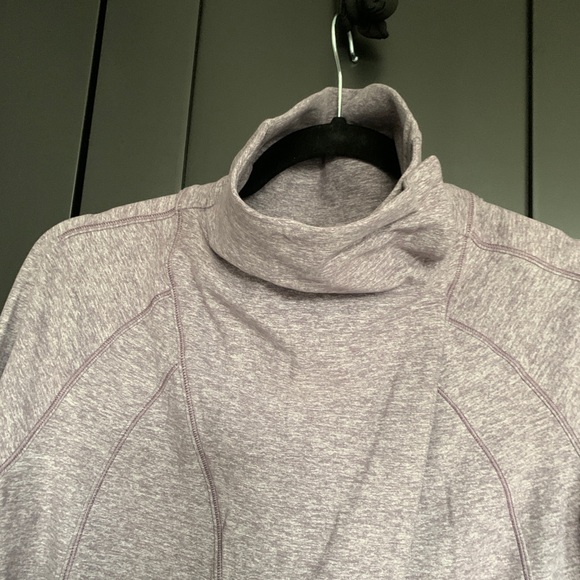 Lululemon Jacket 4 - Picture 2 of 11